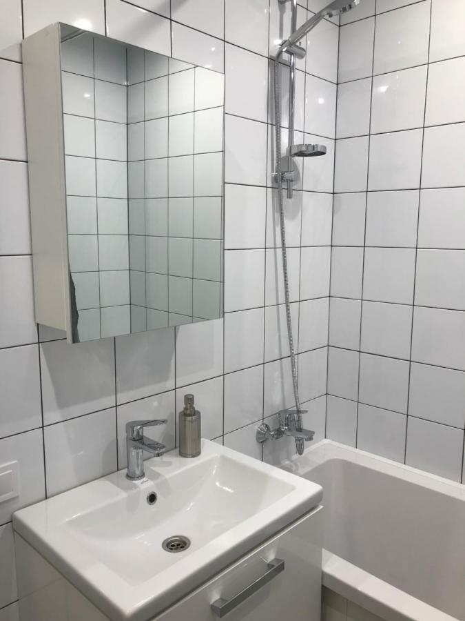 Tf Apartment Двокімнатні Апартаменти В Центрі Міста 폴타바 외부 사진