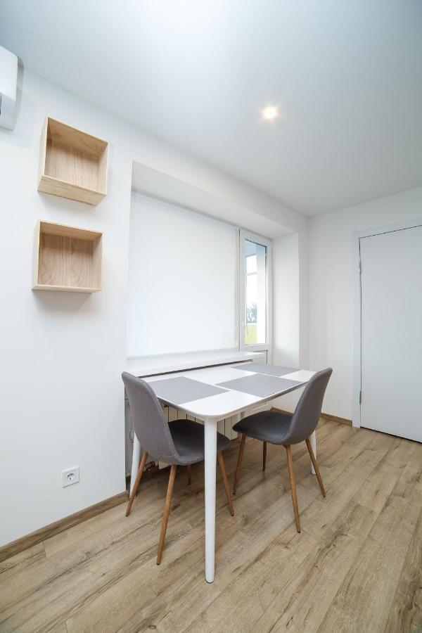 Tf Apartment Двокімнатні Апартаменти В Центрі Міста 폴타바 외부 사진