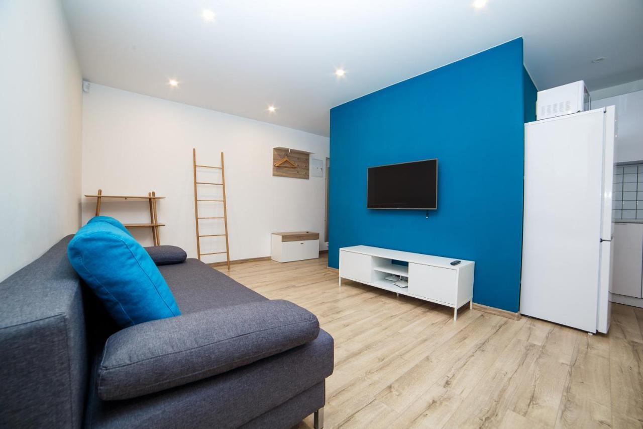 Tf Apartment Двокімнатні Апартаменти В Центрі Міста 폴타바 외부 사진